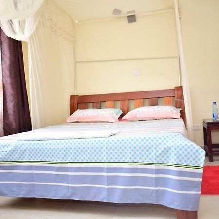 Joy Comfort Homestay Найроби Экстерьер фото
